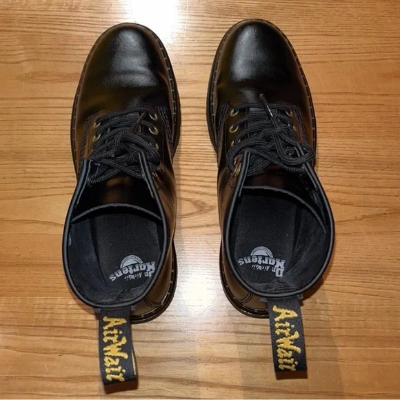 Dr. Martens black leather boots - Picture 2 of 4